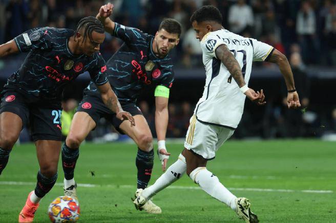 开云体育官方网站-皇马惨败，客场负于赫罗纳