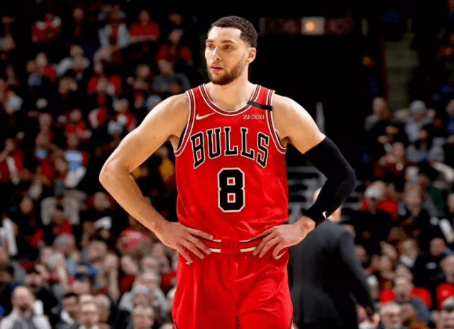 开云体育中国官网-霍乐迪双双大战，小牛队终结连败